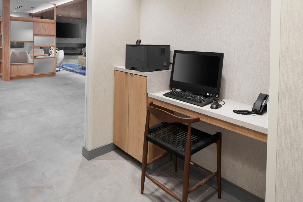 Fairfield Inn & Suites By Marriott 스토니크릭 외부 사진