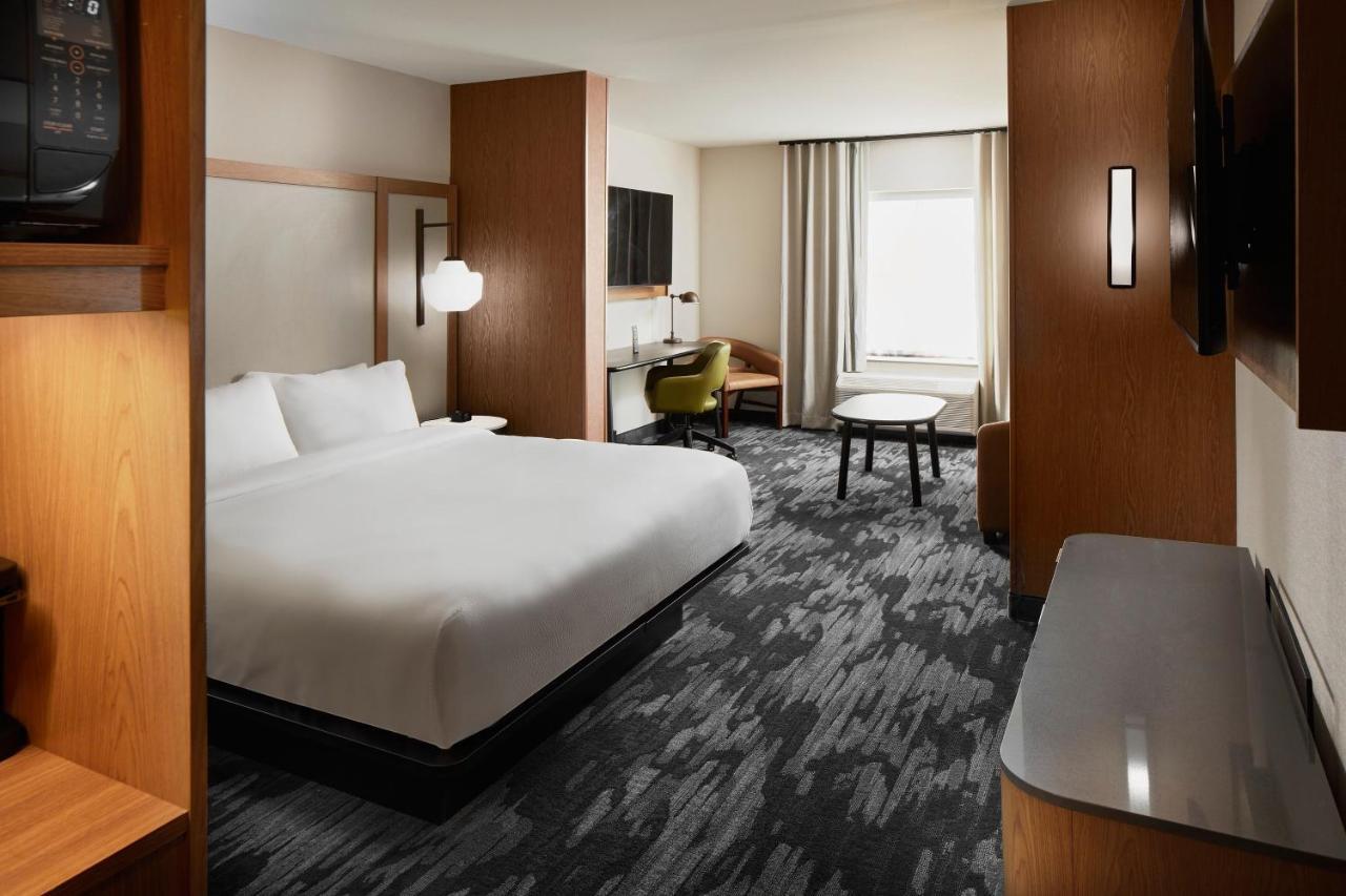 Fairfield Inn & Suites By Marriott 스토니크릭 외부 사진
