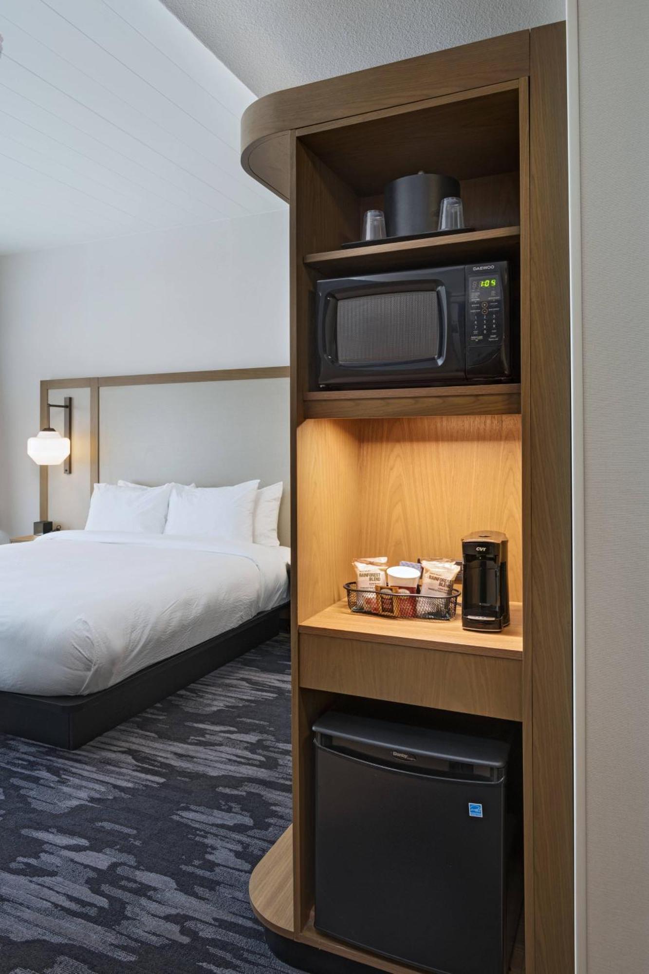 Fairfield Inn & Suites By Marriott 스토니크릭 외부 사진